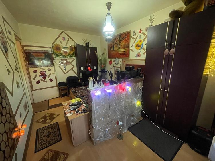 Garsonieră decomandată în Soarelui