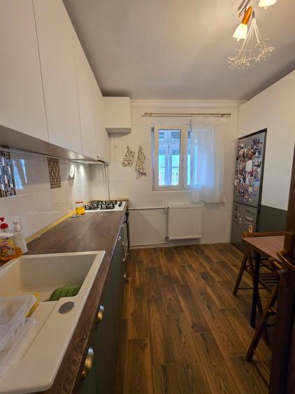 Apartament cu 2 camere decomandat în Colentina