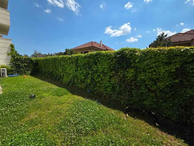 Apartament cu 4 camere decomandat, mobilat în Voluntari