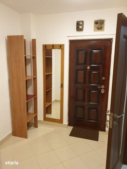 Garsonieră în Vatra Luminoasă