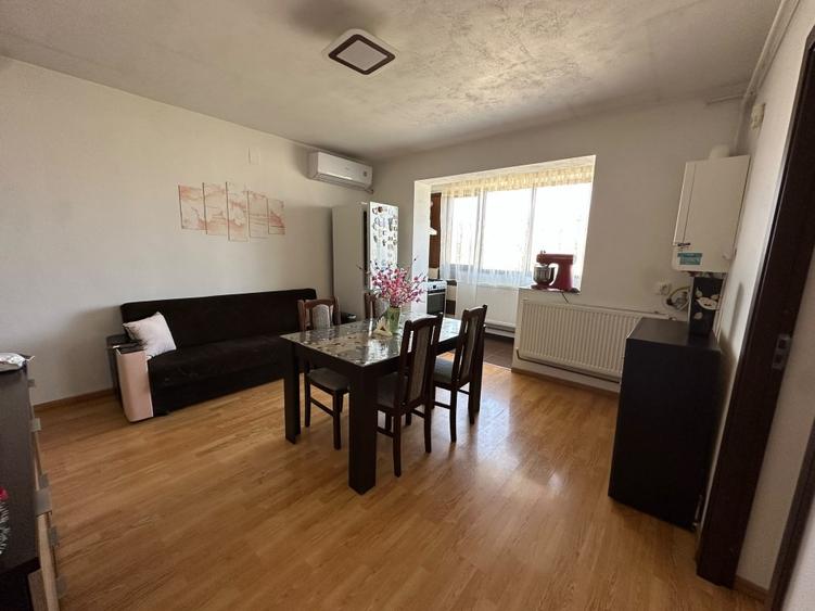 Apartament cu 3 camere decomandat în Unirii