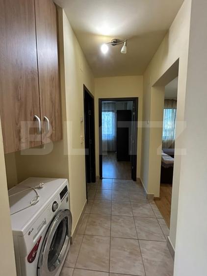 Apartament cu 3 camere semidecomandat, mobilat în Gheorgheni