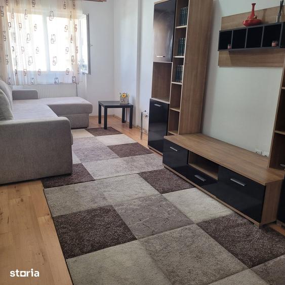 Apartament cu 2 camere semidecomandat în Est