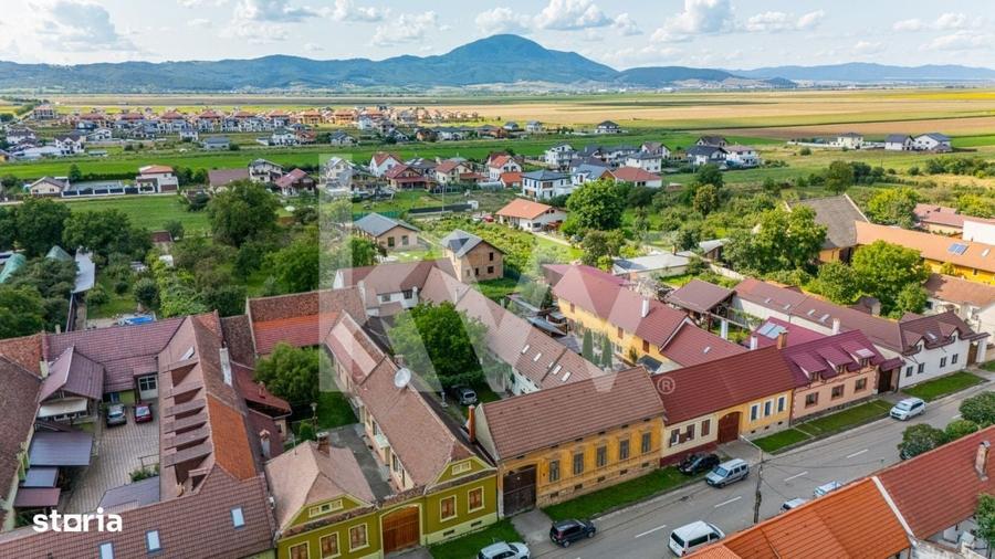 Casă cu 4 camere în Cristian