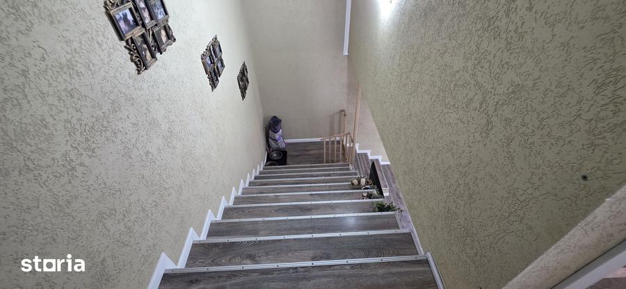 Casă cu 3 camere cu Teren 270 Mp în Nojorid