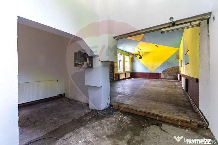 Casă cu 4 camere cu Teren 587 Mp în Colonia 1 Mai