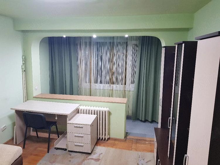 Apartament cu 2 camere decomandat în Complex Studențesc