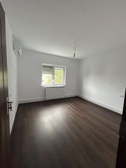 Apartament cu 3 camere decomandat în I. C. Frimu
