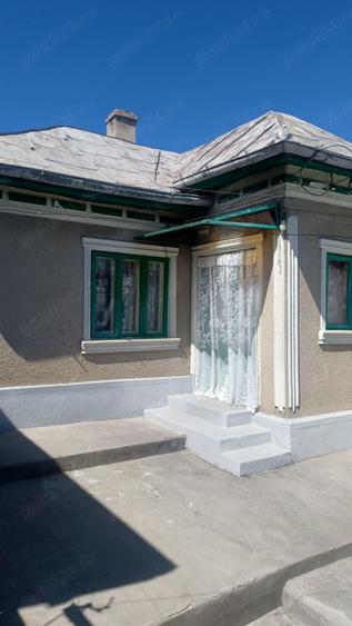 Casă cu 4 camere cu Teren 280 Mp în Central