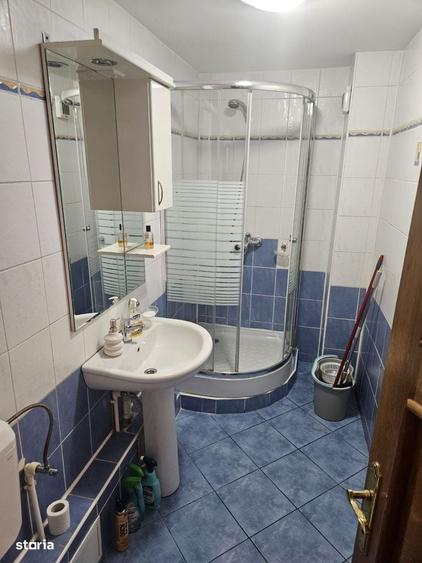 Apartament cu 2 camere decomandat în Panduri