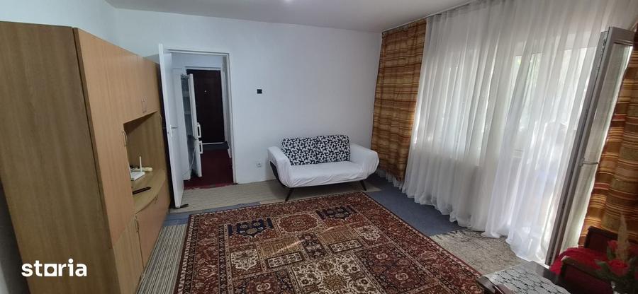 Apartament cu 2 camere semidecomandat în Soarelui — fotografia 2