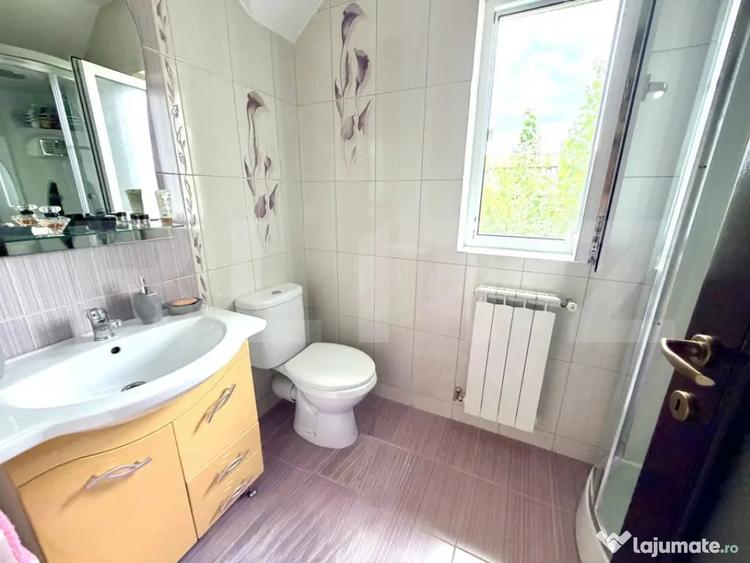 Casă cu 4 camere cu Teren 326 Mp în Cetate