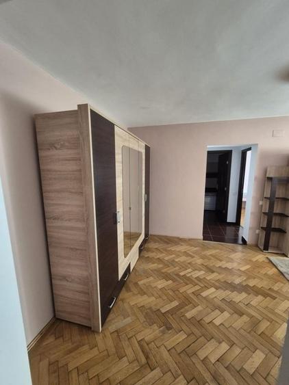 Giulesti ap 2 camere de inchiriat - 4