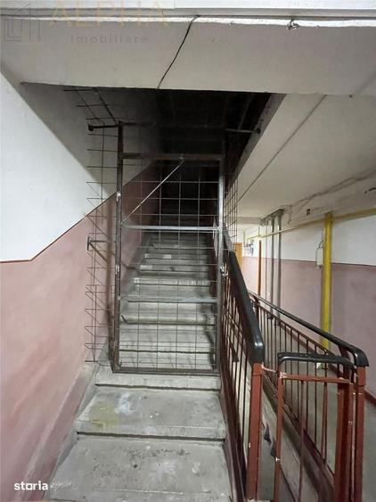 Garsonieră decomandată în Central