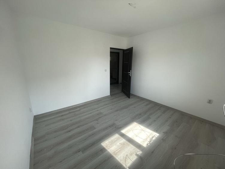 Casă cu 3 camere în Alexandru cel Bun