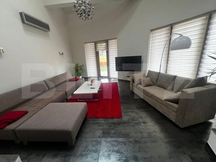 Duplex cu 5 camere cu Canalizare în Aradului