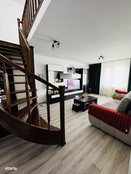 Apartament de vanzare cu 3 camere - 12