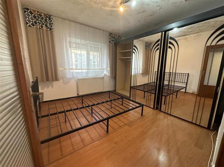 Apartament cu 3 camere decomandat, mobilat în Luncă