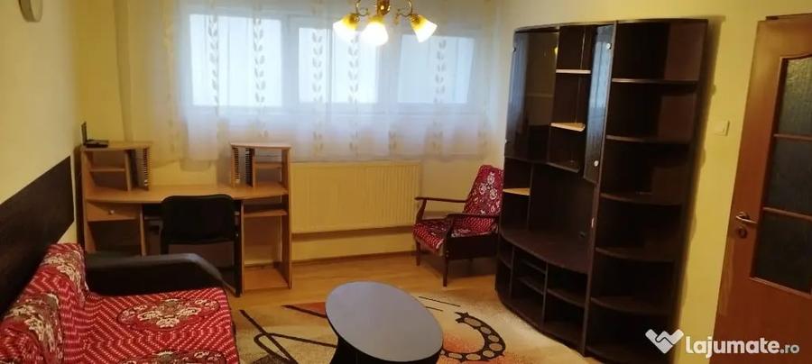 Garsonieră decomandată în Zorilor