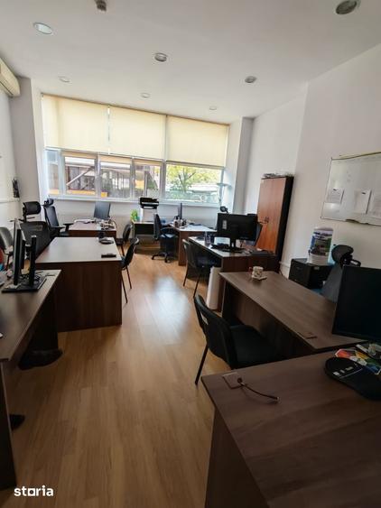 Spațiu comercial, de 1,250 mp, în Dacia