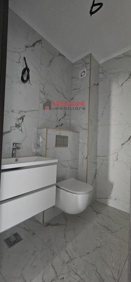 Apartament cu 3 camere decomandat în Sânpetru