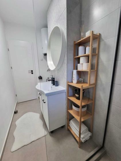 Garsonieră decomandată în Muncii