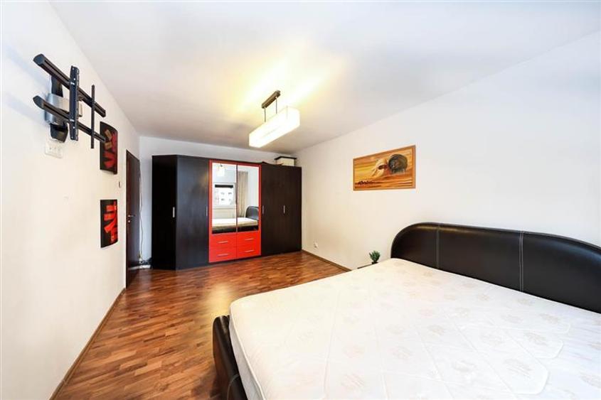Inchiriere apartament 3 camere, zona Grivitei, etajul 2,mob utilat - 17