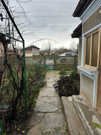 Casă cu 2 camere în Central