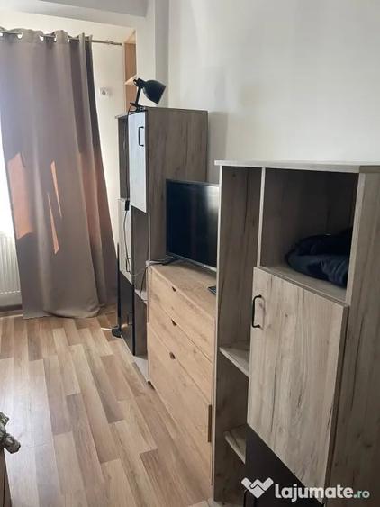 Apartament cu 2 camere decomandat în Sud