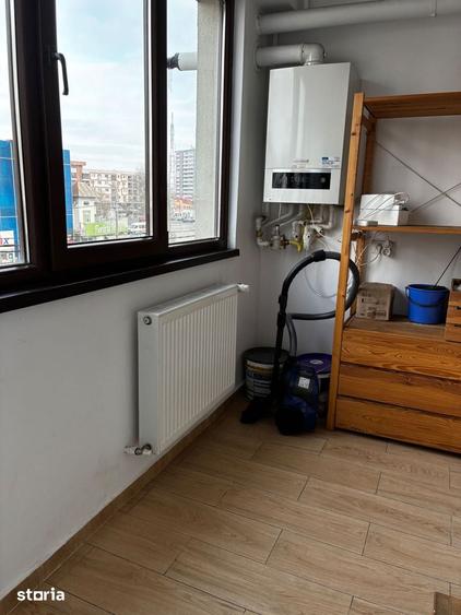 Apartament cu 3 camere decomandat în Pajura