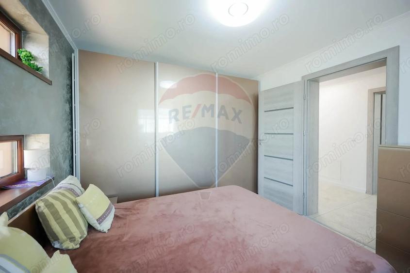 Casă cu 3 camere cu Teren 486 Mp în Sânmartin