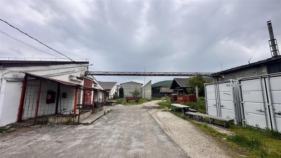 Spațiu industrial, de 6,000 mp, în Teliu