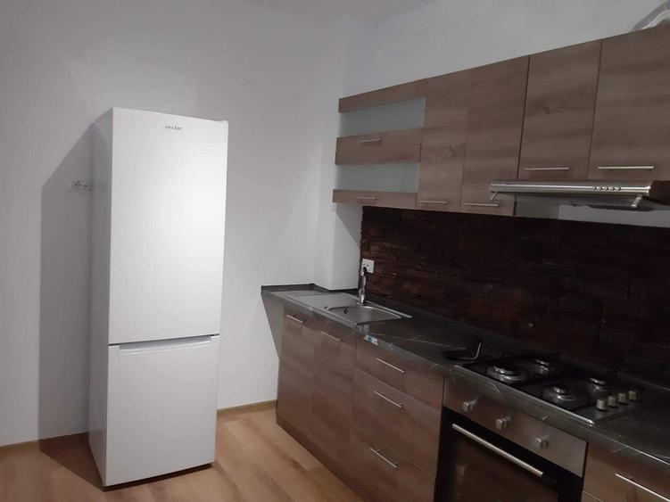 Apartament cu 2 camere decomandat în Valea Lupului