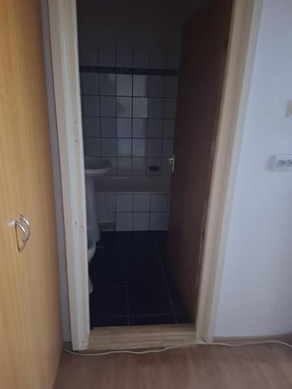 Apartament cu 3 camere în Zăbala
