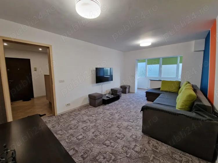 Apartament cu 4 camere decomandat în Bucovina