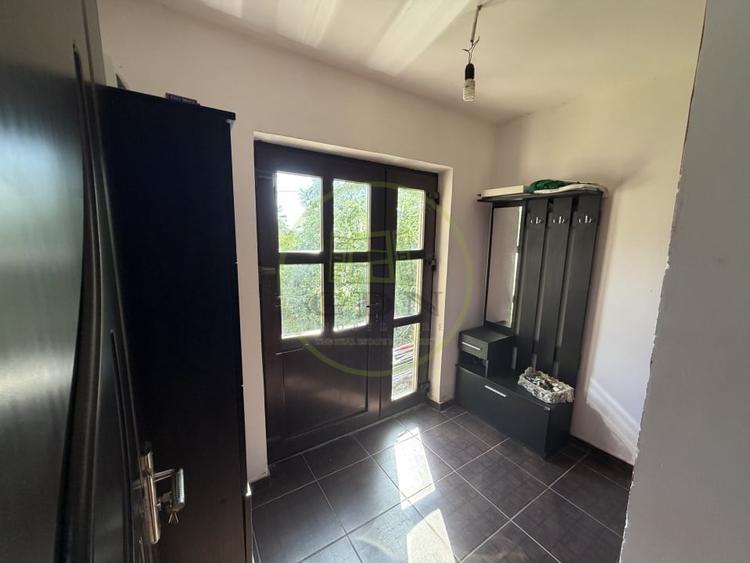 Casă individuală cu 4 camere cu Canalizare în Exterior Sud