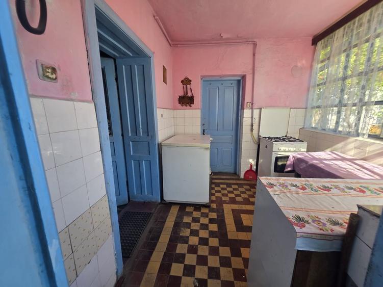 Casă cu 2 camere în Sânpetru