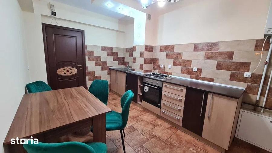 Apartament cu 3 camere decomandat în Ștrand