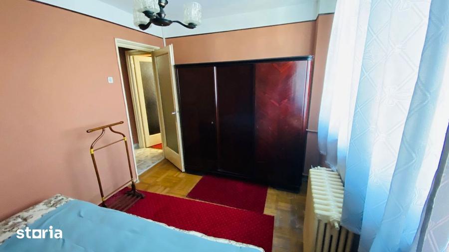 Apartament cu 3 camere în Ștefan cel Mare