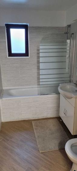 Apartament de inchiriat cu 2 camere, situat in cartierul Zorilor, pe strada Mircea Eliade - 13