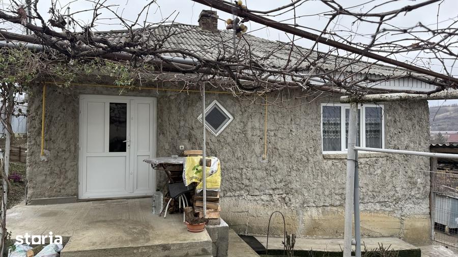 Casă cu 3 camere cu Teren 1100 Mp în Mărgineni