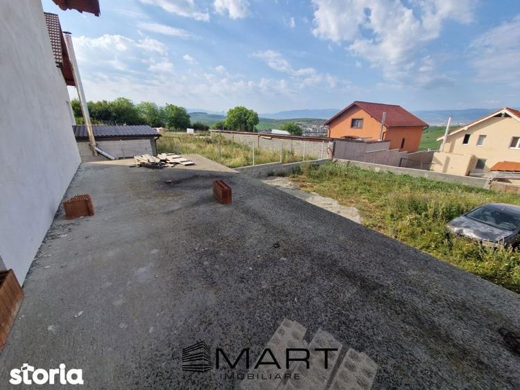 Casă cu 5 camere cu Teren 500 Mp în Șura Mare