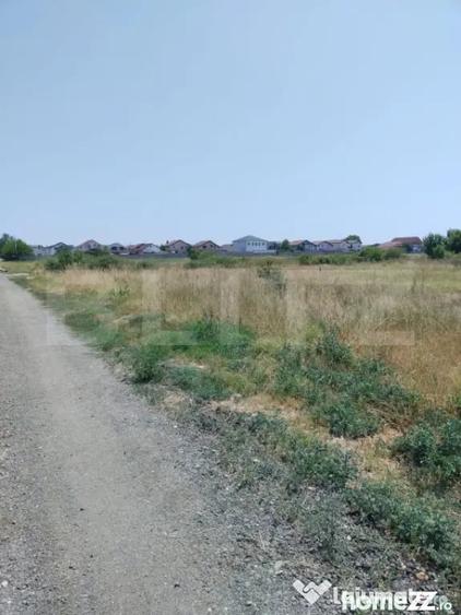 Teren de 500 mp, în Brestei