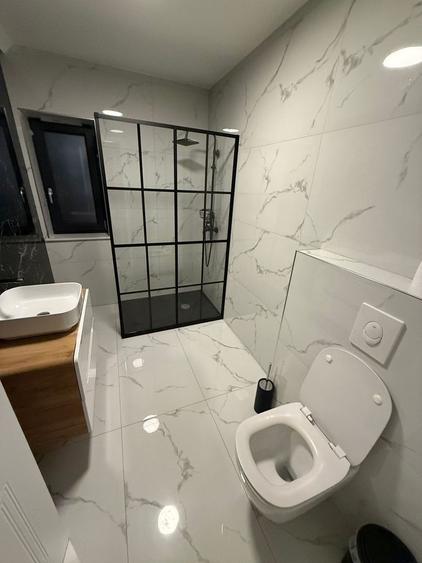 Duplex cu 3 camere cu Canalizare în Florești