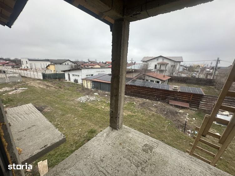 Casă cu 5 camere cu Teren 242 Mp în Ștefăneștii de Jos
