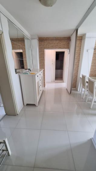 Apartament cu 3 camere decomandat în Iancului