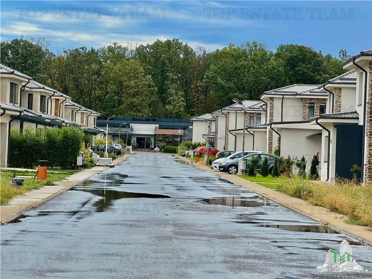 Casă individuală cu 5 camere cu Teren 483 Mp în Gulia