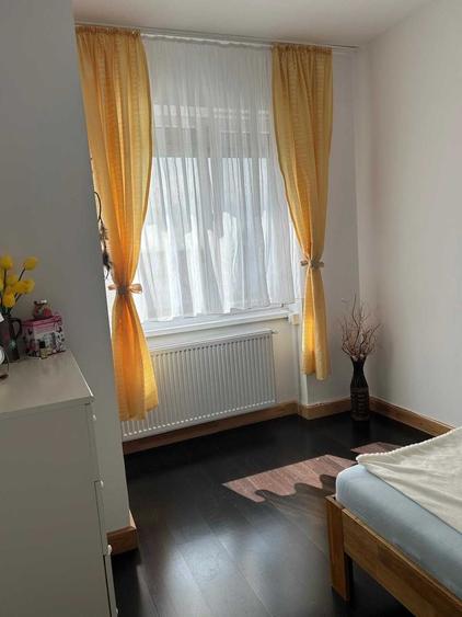 Casă cu 4 camere cu Teren 100 Mp în Central