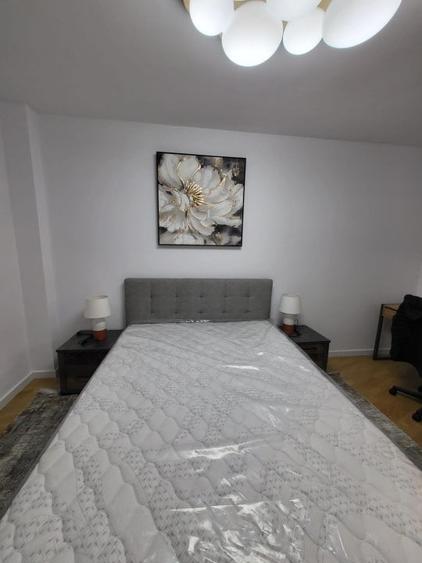 Apartament cu 3 camere decomandat în Primăverii