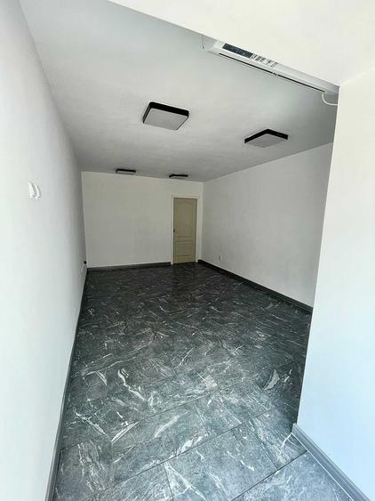 Spațiu comercial, de 20 mp, în Central
